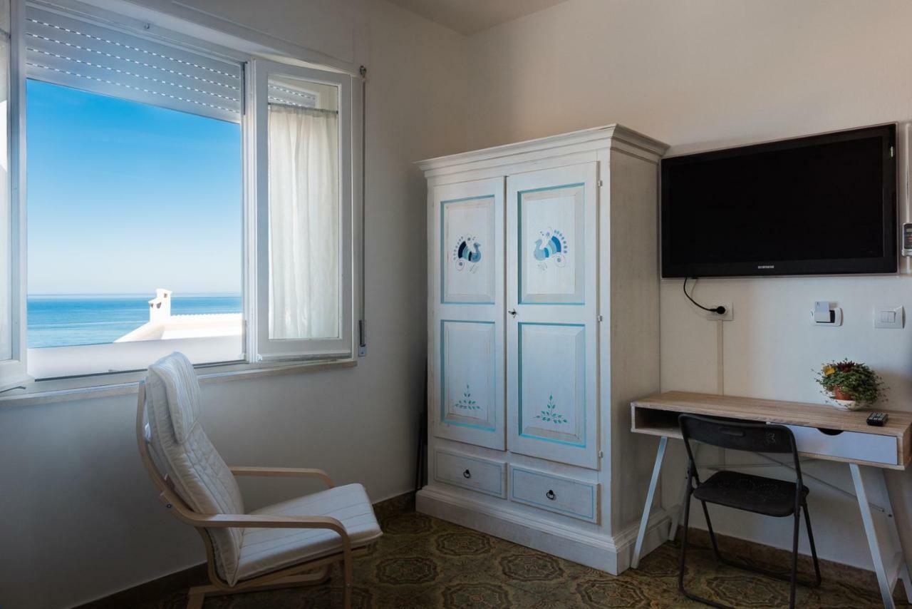 B&B Bentuemari Portoscuso Extérieur photo
